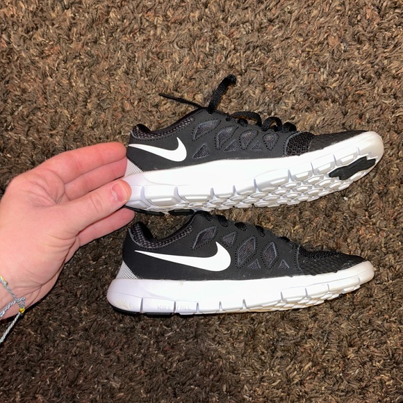 Size 9 - Nike Run Swift Black - 908989-001 - Picture 10 of 10